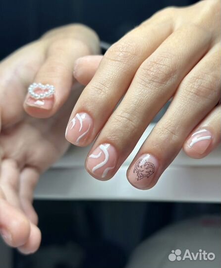 Мастер маникюра