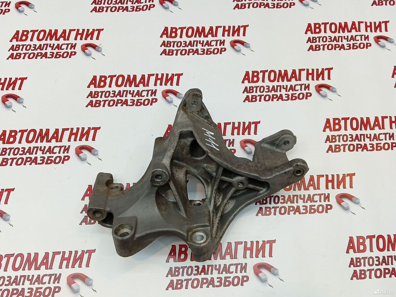 Кронштейн генератора Чери М11