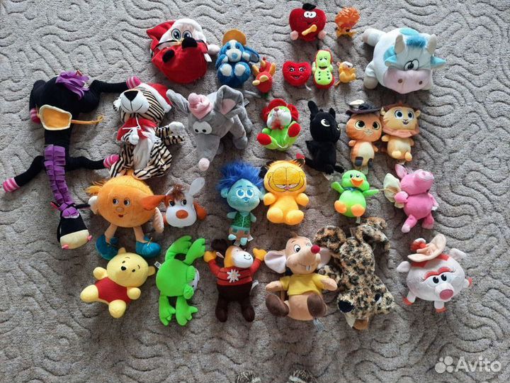 Кегли и мягкие игрушки для детей