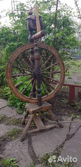 Прялка деревянная старинная