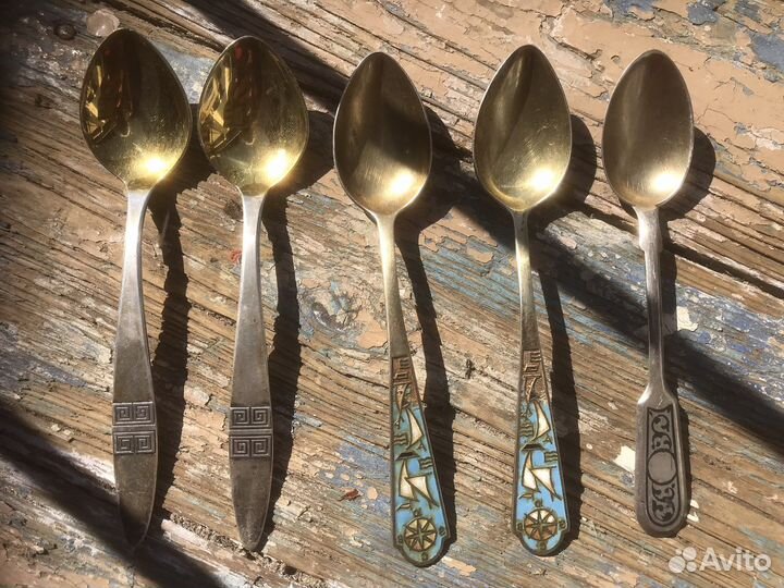 Ложки из серебра, мельхиор, вилки разные