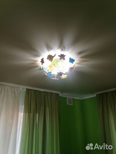 Люстра в детскую комнату