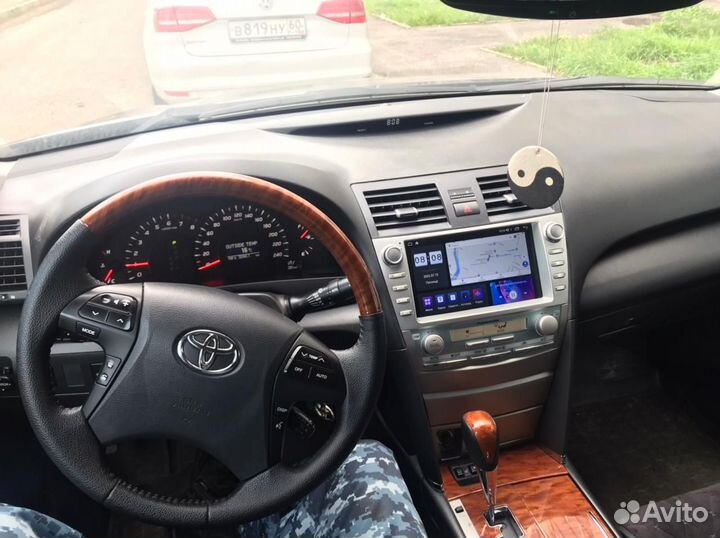 Магнитола Toyota Camry 40 Android с кнопками