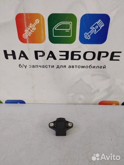 Датчик ускорения Lexus Lx570 3 3UR-FE 2010