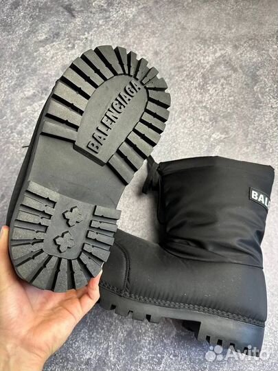 Balenciaga Alaska Low Boot Black