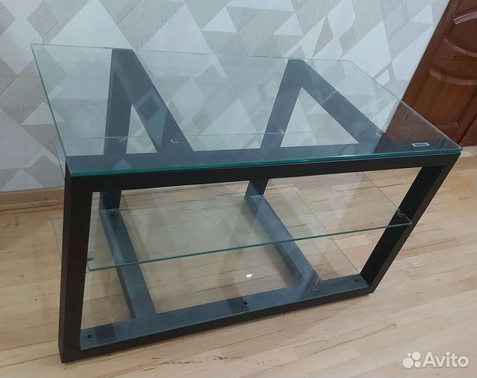 Тумба под телевизор