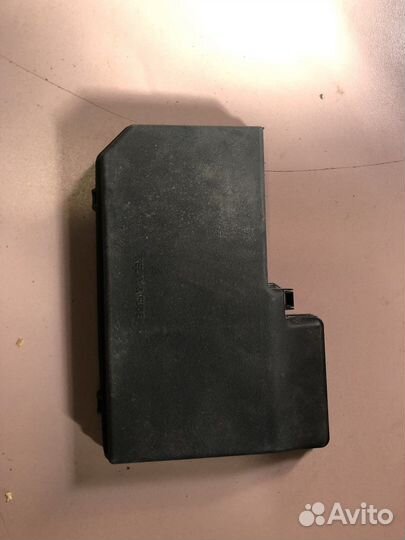 Prado 150 крышка блока предохранителей 82662-60770