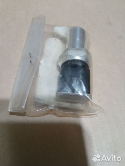 Датчик давления кондиционера 5К0 959 126