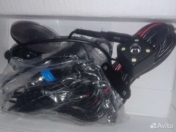 Видеорегистратор С камерой заднего вида