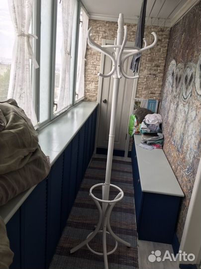 Вешалка напольная