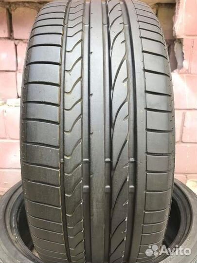 Bridgestone Potenza RE050A 235/40 R19