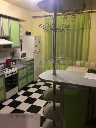 2-к. квартира, 80 м², 2/3 эт.