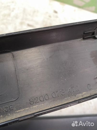 Молдинг задней правой двери Рено Меган 2