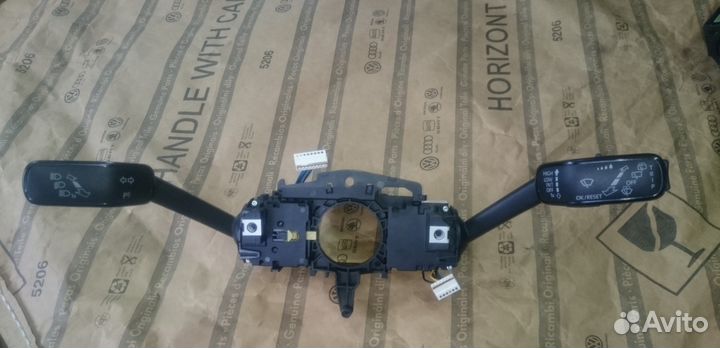 Подрулевой переключатель 5Q0953507AF VW Golf VII