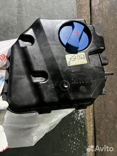 Расширительный бачок Q7,Touareg,Cayenne