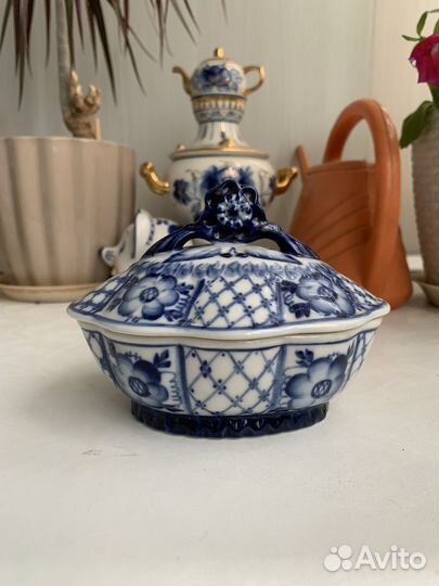 Шкатулка керамическая гжель