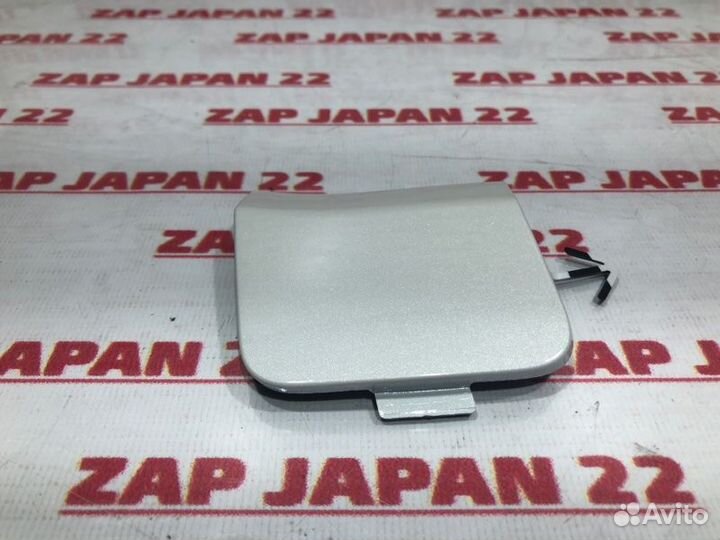 Заглушка бампера передняя Mitsubishi