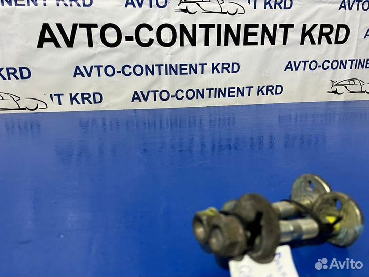 Болты развальные передние Toyota Mark X GRX125 4GR