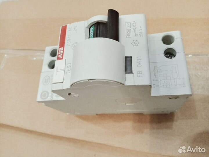 Дифф.Автомат DS941 C16 30MA