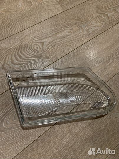 Стекло левой фары ваз 2114
