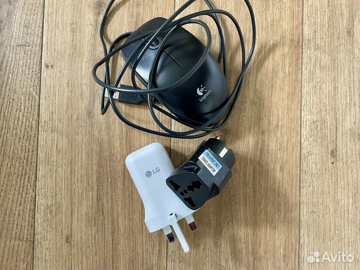 Различные провода, наушники, зарядники, удлинители