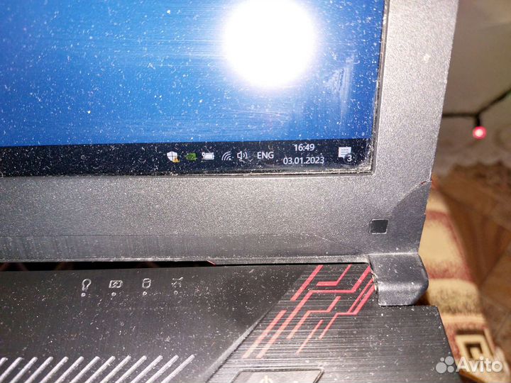 Ноутбук asus