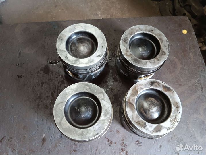 Поршнева група Фольксваген Крафтер 2.0TDI 2012г