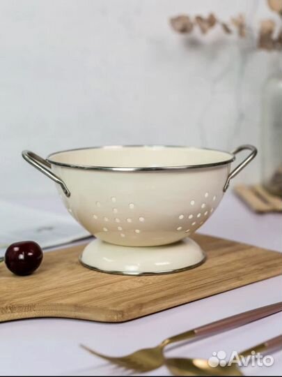 Дуршлаг эмалированный