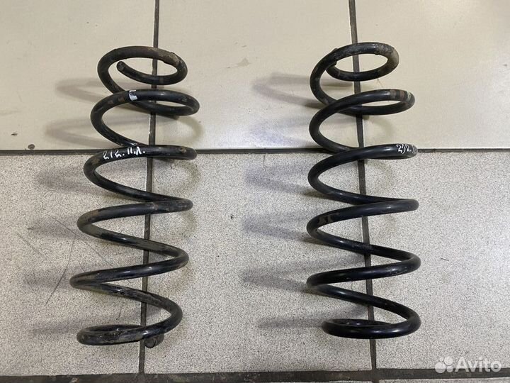 Пружина передняя Audi A4 B5 универсал