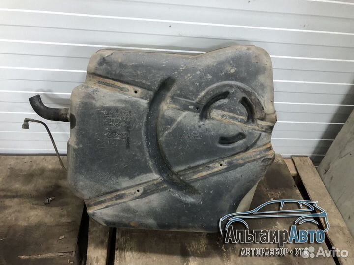 Топливный бак Ford Focus 2 бензобак