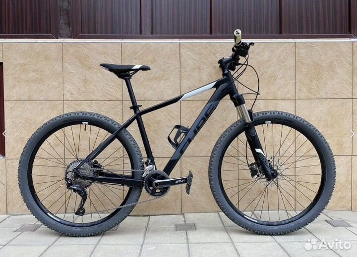 Cube Acid 27.5 (2018)