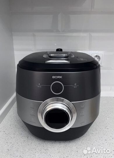 Мультишеф Bork U804