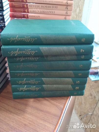 Продам книги