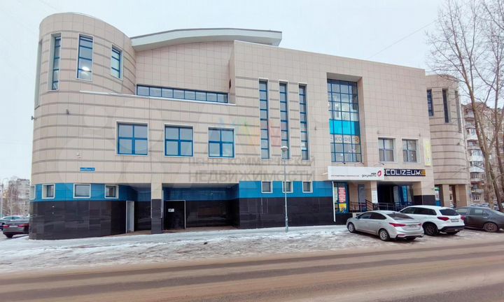 Торгово-офисное здание по ул. Рыльского 2/1