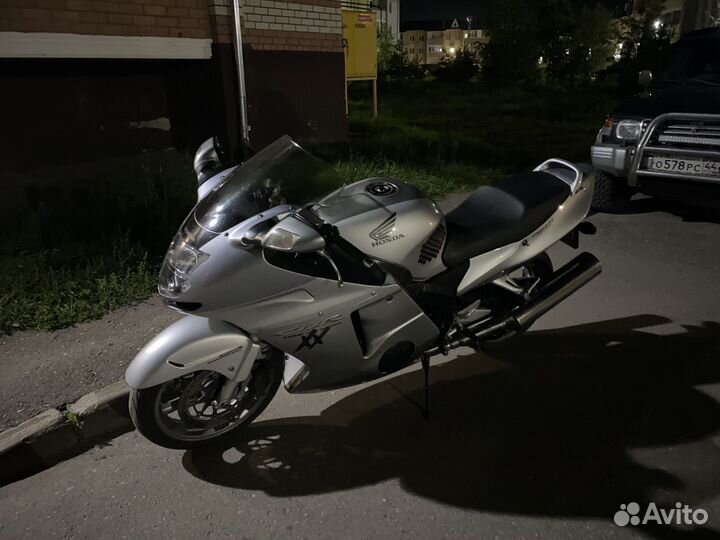 CBR 1100 XX Super Blackbird 2005 г.в