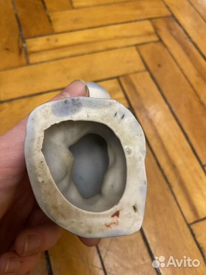 Статуэтки СССР фарфоровая голубь