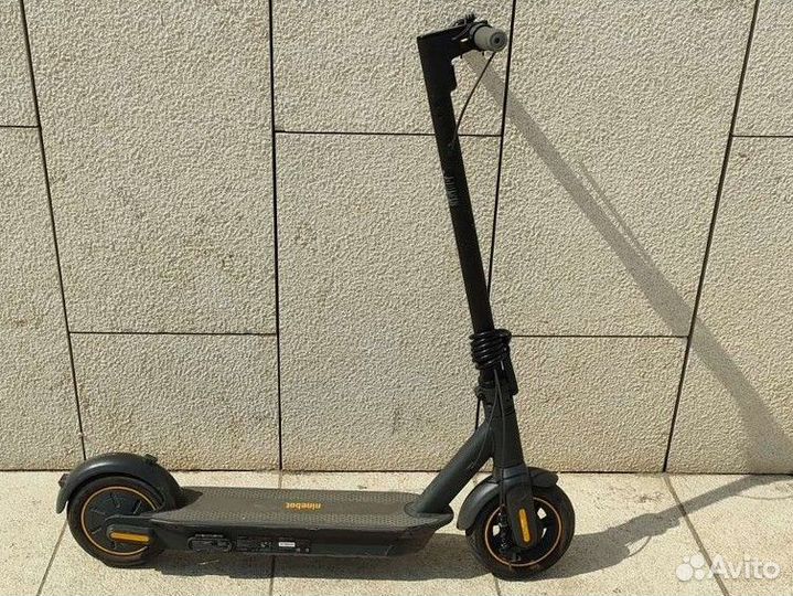 Электросамокат ninebot max g30