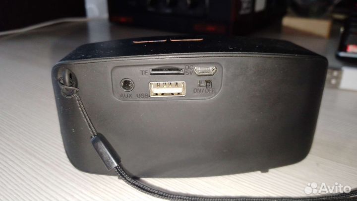 Блютуз колонка