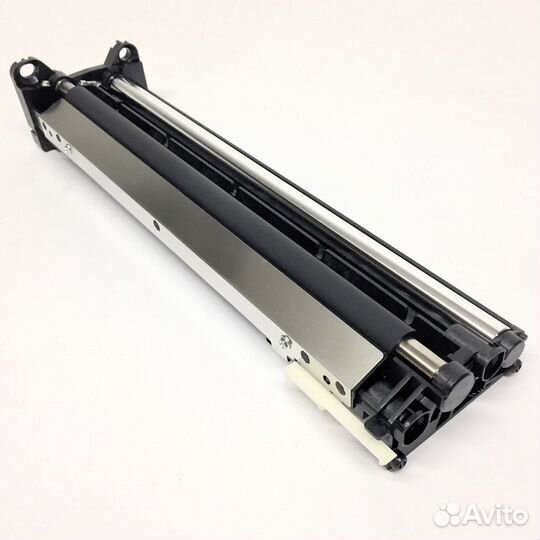 Прижимной ролик для Xerox Versant 80/180/2100/3100