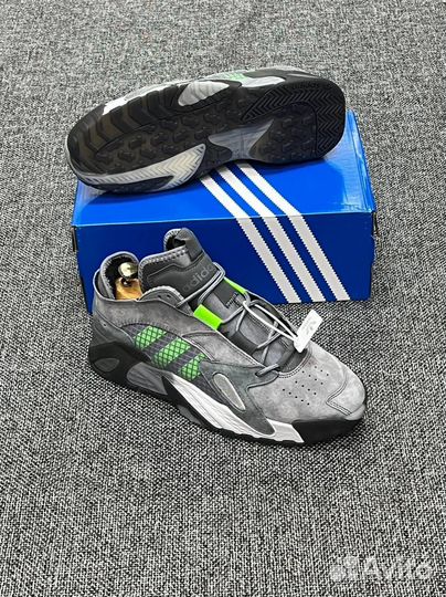 Кроссовки adidas Streetball зимние