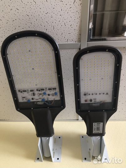 Светильник уличный консольный