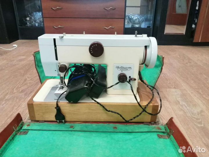 Швейная машина Чайка 134