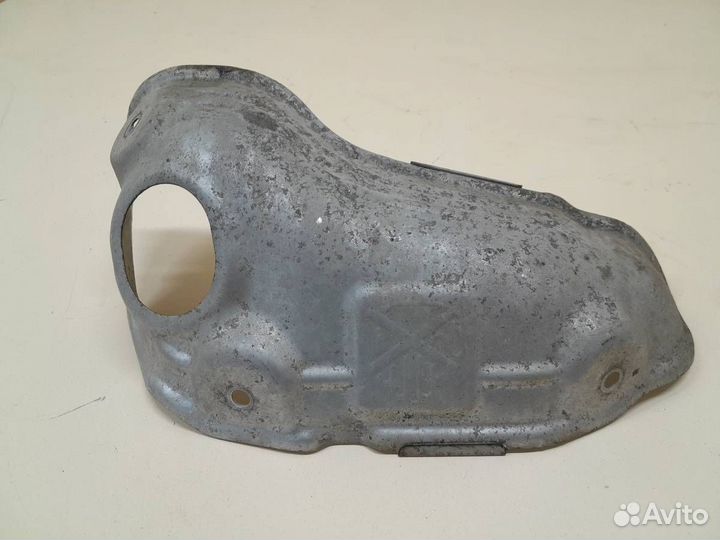 Экран тепловой Toyota Camry V50 2011-2017