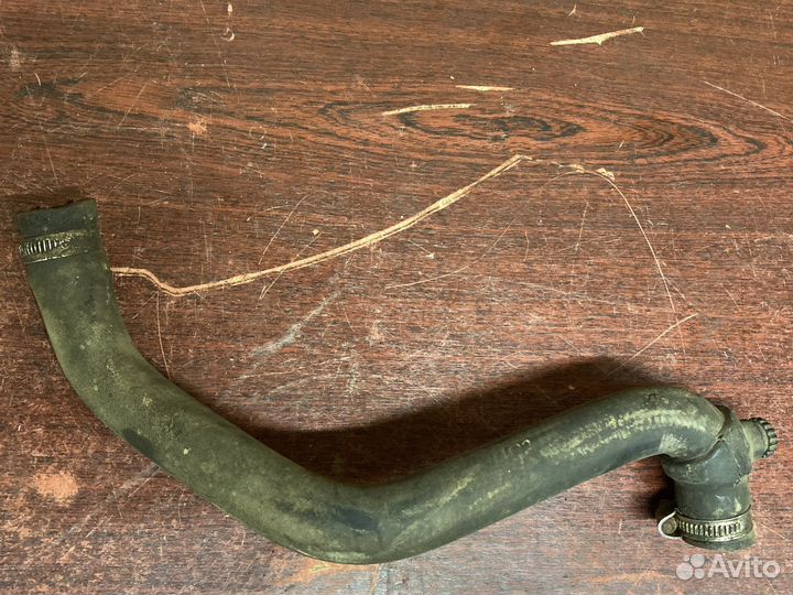 Патрубок печки ауди 80 б4