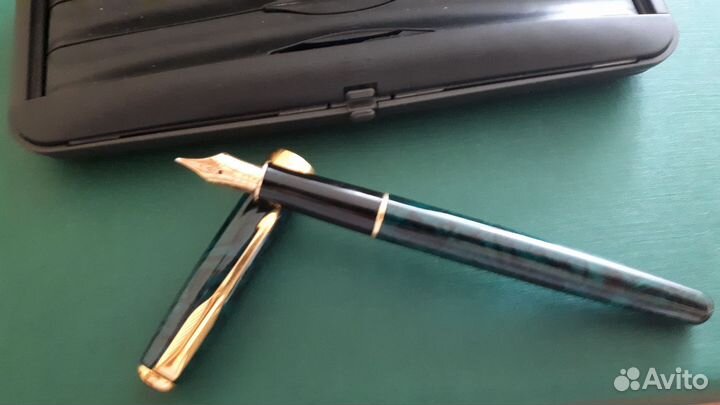 Перьевая ручка parker