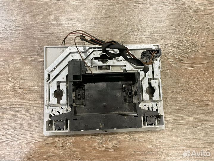 Светильник салона volkswagen polo 6r 2012 год