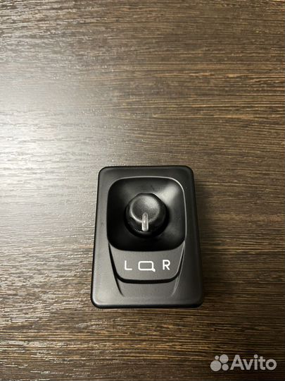 Блок управления зеркалами ваз 2110,Нива