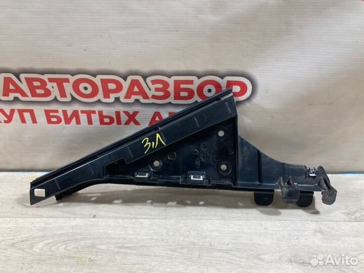 Направляющая стекла двери задняя левая LADA Xray