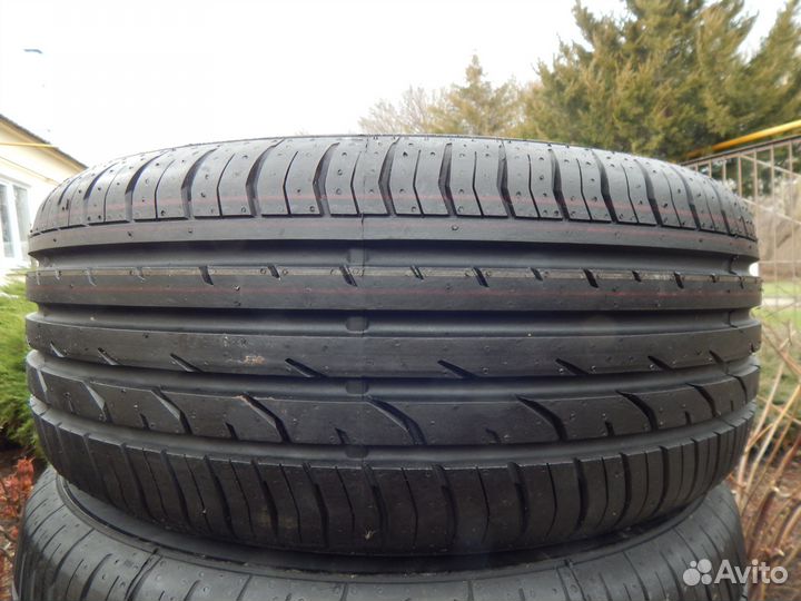 Continental ContiPremiumContact 2 215/55 R16