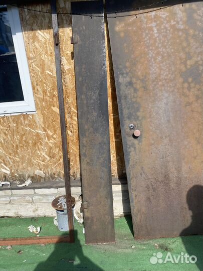 Металлическая дверь бу